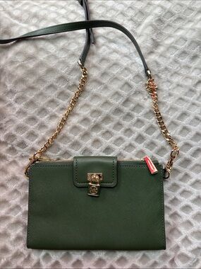 Michael Kors Green Leather Crossbody Bag with Gold Chain